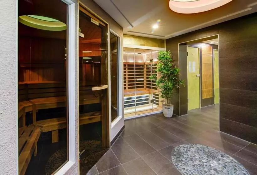 호텔 Residenz Waldkrone Kühlungsborn