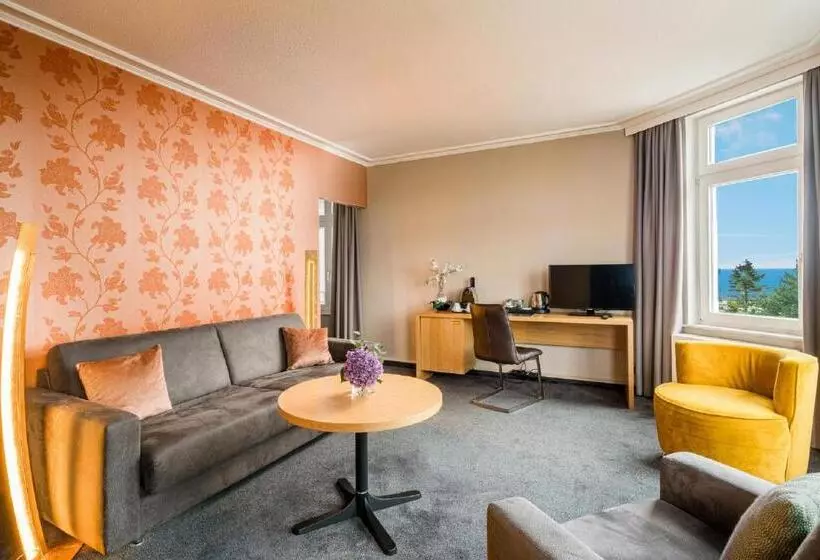 호텔 Residenz Waldkrone Kühlungsborn