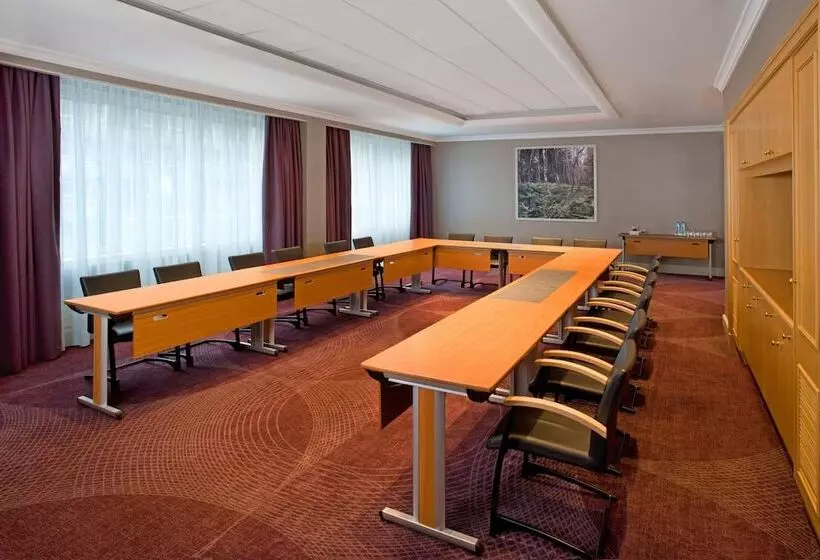 ホテル Sheraton Grand Warsaw