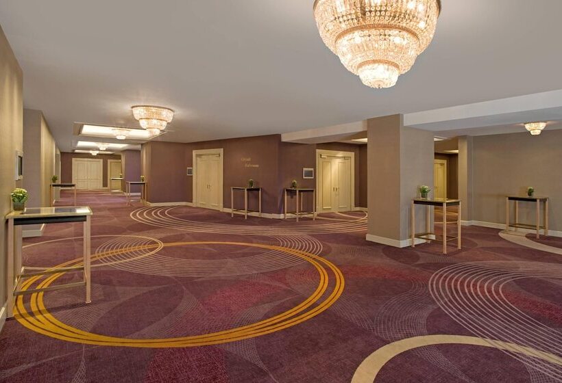 هتل Sheraton Grand Warsaw