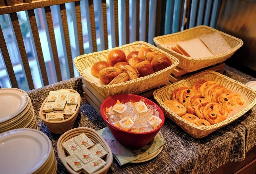 هتل South Pacific