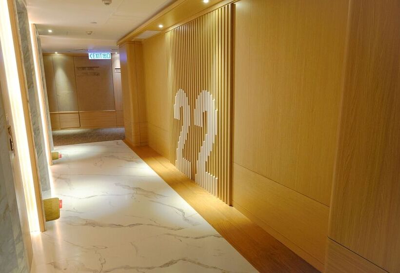 هتل South Pacific