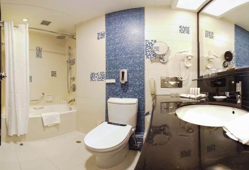 هتل South Pacific