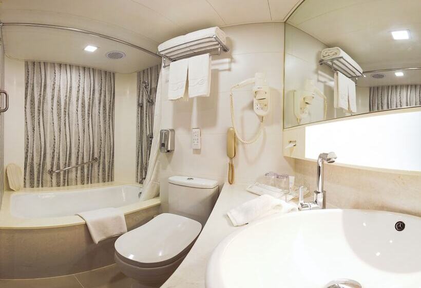 هتل South Pacific