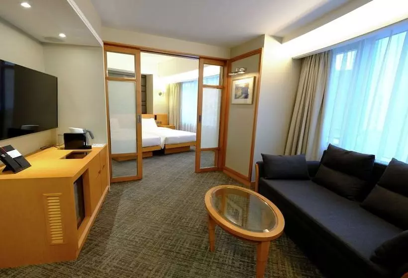 هتل South Pacific