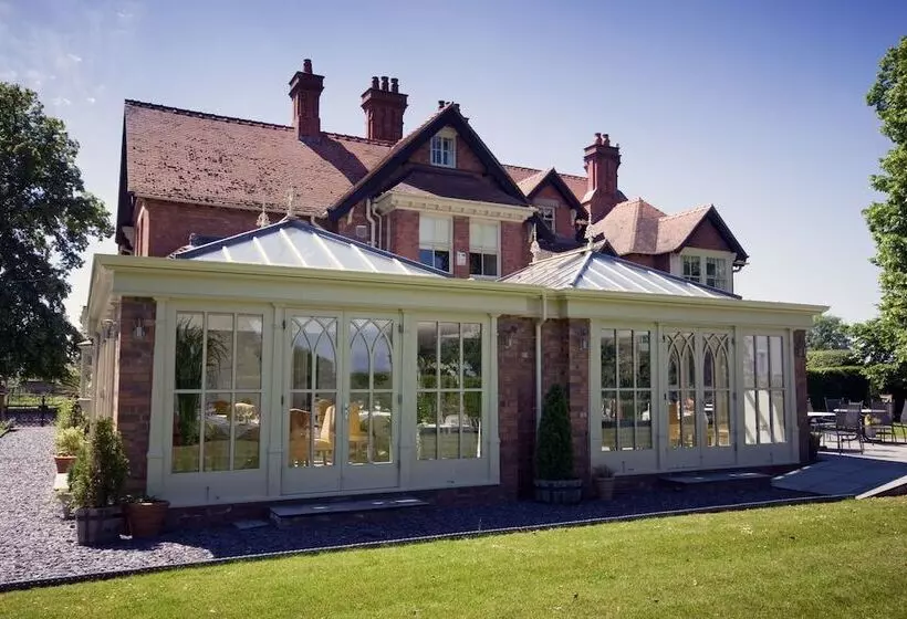 בית מלון כפרי The Old Vicarage