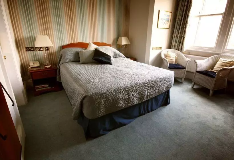 בית מלון כפרי The Old Vicarage