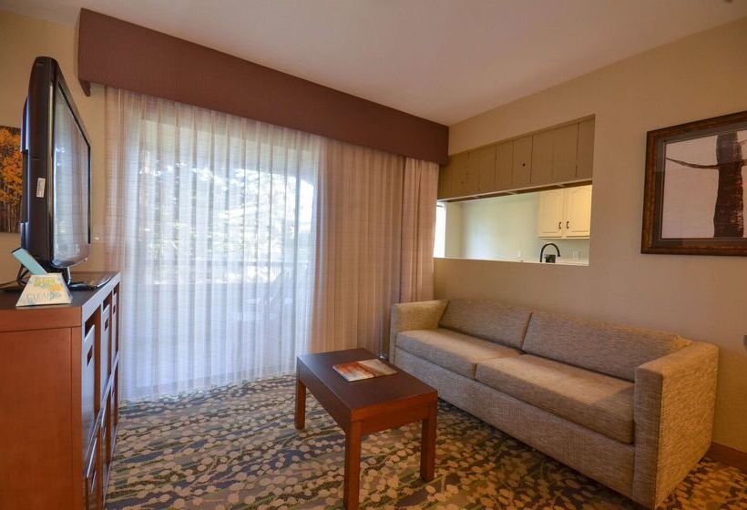 ホテル Best Western The Inn & Suites Pacific Grove