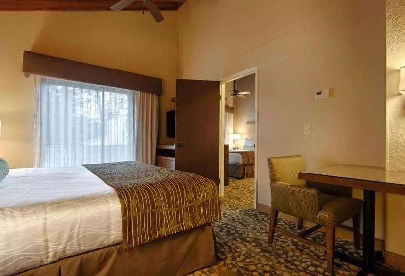 فندق Best Western The Inn & Suites Pacific Grove