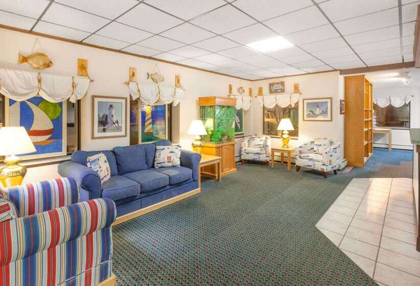 هتل Days Inn By Wyndham Alpena