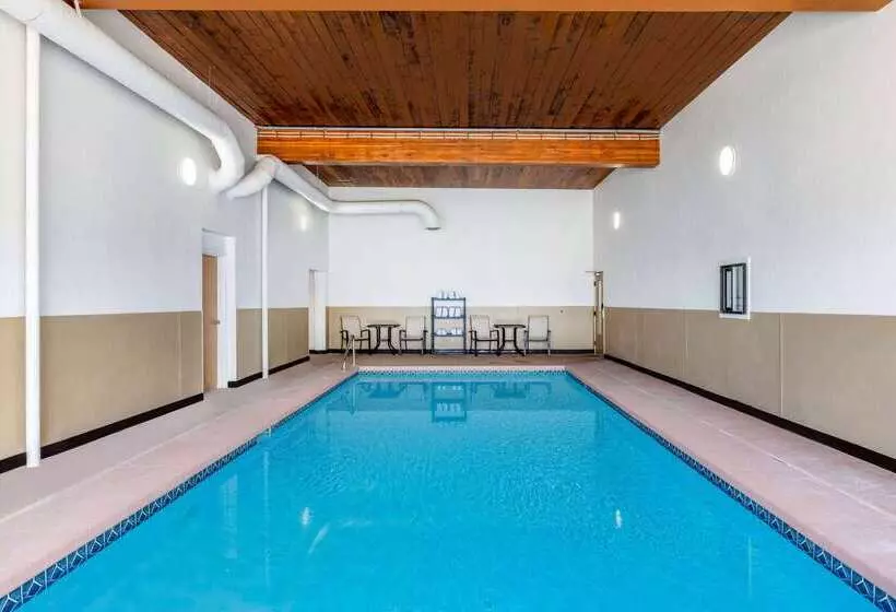 هتل Wingate By Wyndham Butte City Center