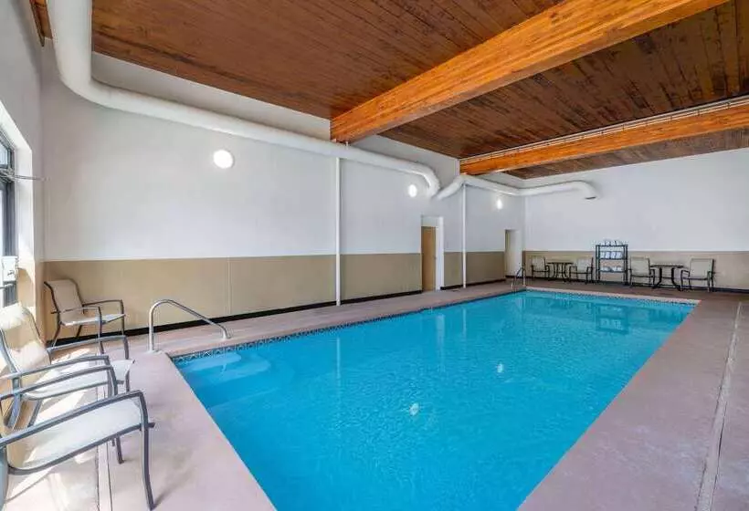 هتل Wingate By Wyndham Butte City Center