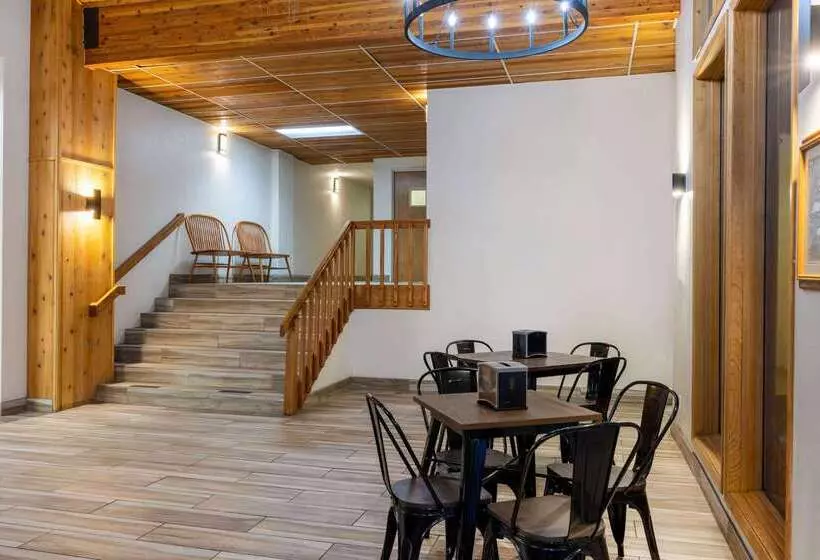 هتل Wingate By Wyndham Butte City Center