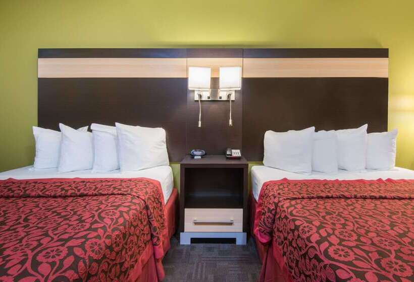 Hotel Days Inn By Wyndham Carlsbad