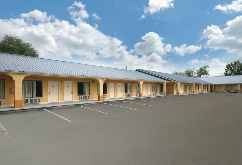 Hotel Days Inn By Wyndham Defuniak Springs