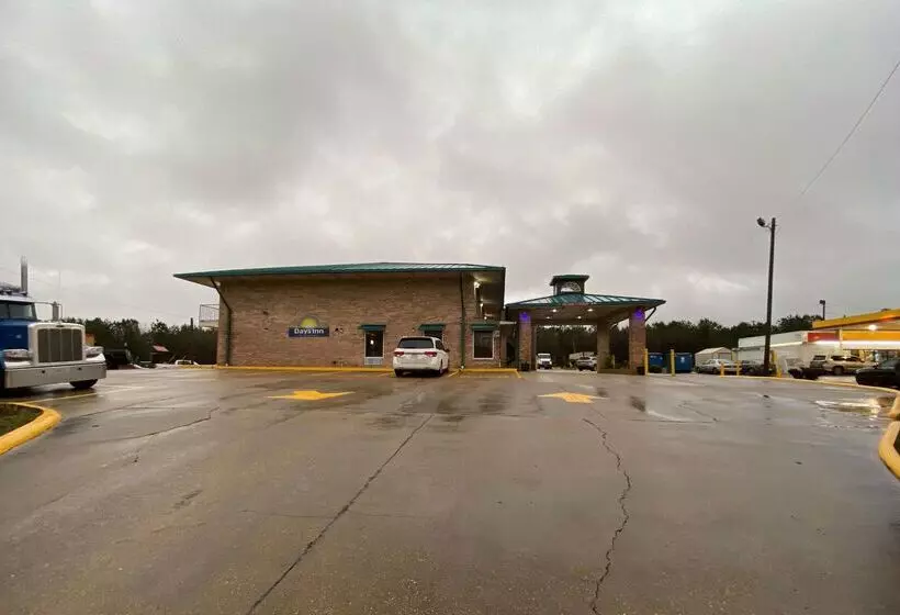 Отель Days Inn By Wyndham Forest