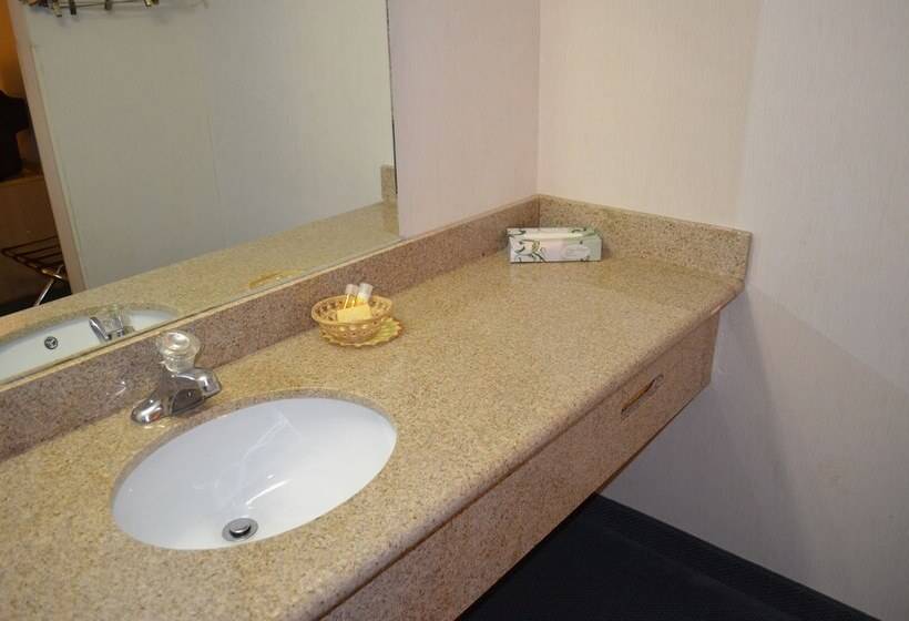 Отель Days Inn By Wyndham Holbrook