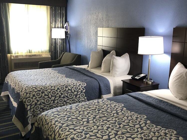 Отель Days Inn By Wyndham Holbrook