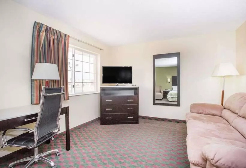 ホテル Days Inn By Wyndham Lexington Ne