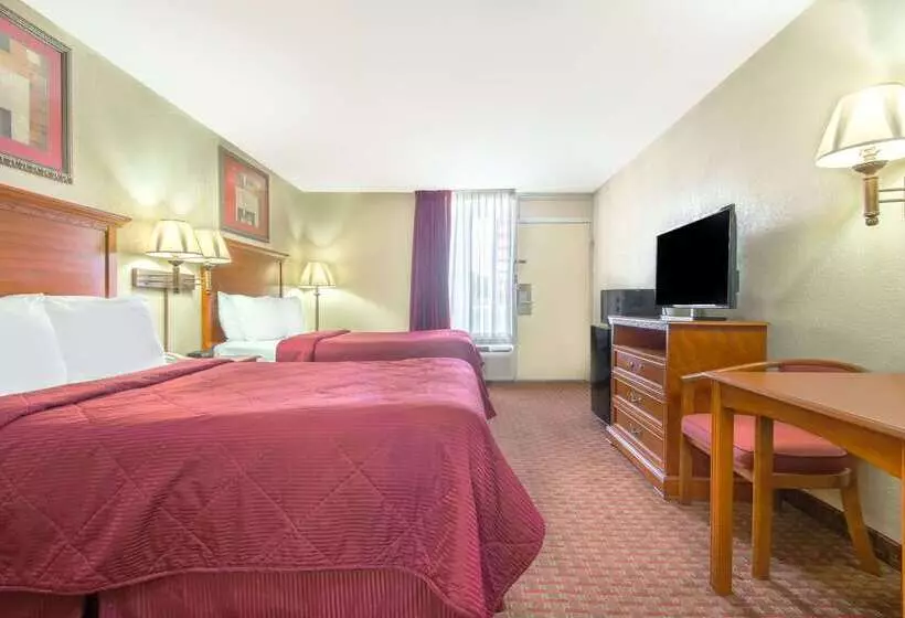 Отель Days Inn By Wyndham Shorter