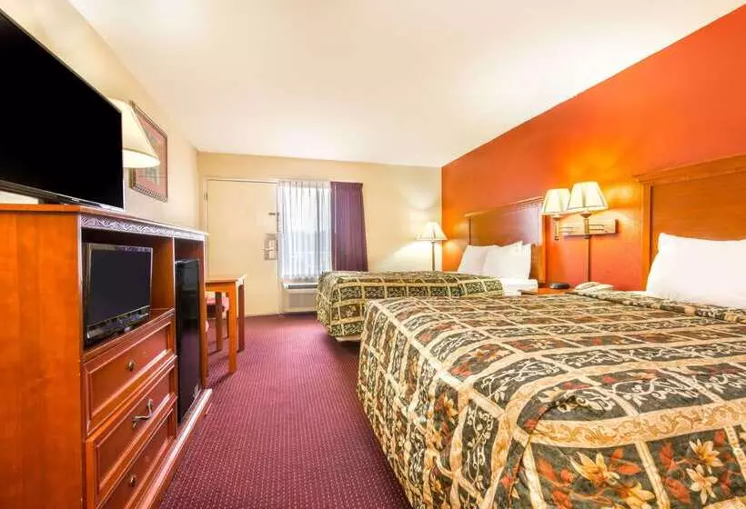 Отель Days Inn By Wyndham Shorter