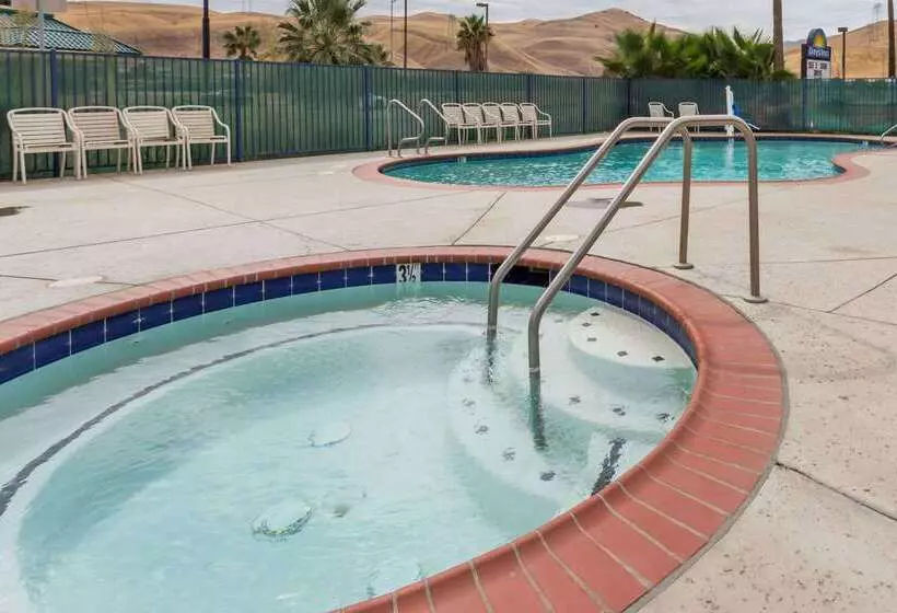 호텔 Days Inn By Wyndham Westley