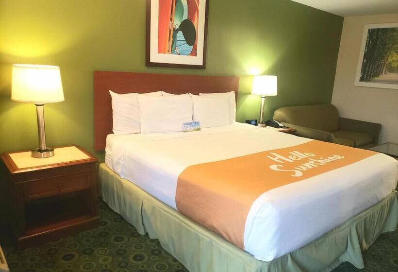 فندق Days Inn By Wyndham Westley