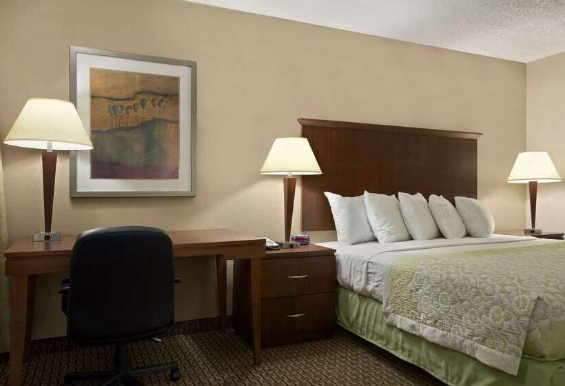 هتل Days Inn & Suites By Wyndham Gunnison