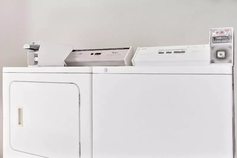 호텔 Days Inn & Suites By Wyndham Stockbridge South Atlanta