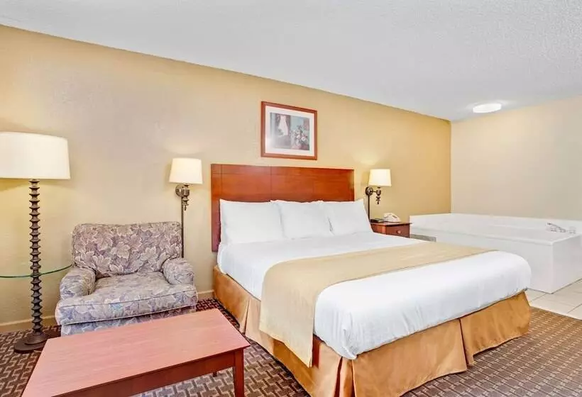 호텔 Days Inn & Suites By Wyndham Stockbridge South Atlanta