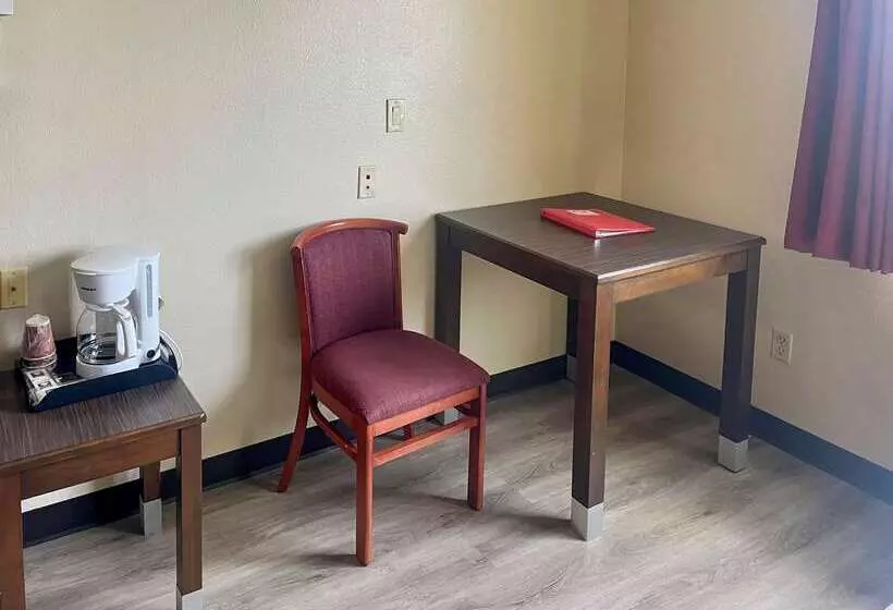 酒店 Econo Lodge Inn & Suites Corning