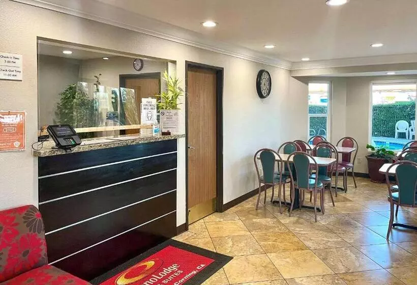 酒店 Econo Lodge Inn & Suites Corning