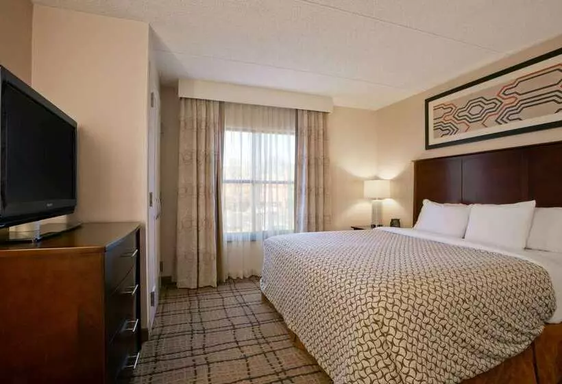 호텔 Embassy Suites By Hilton Cleveland Beachwood