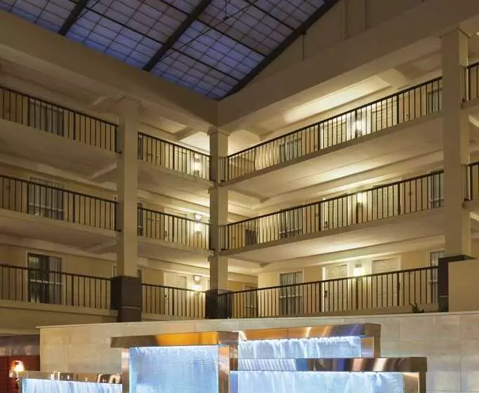 호텔 Embassy Suites By Hilton Cleveland Beachwood