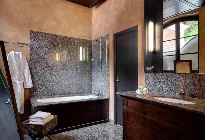 Hotel Le Pavillon De Gouffern