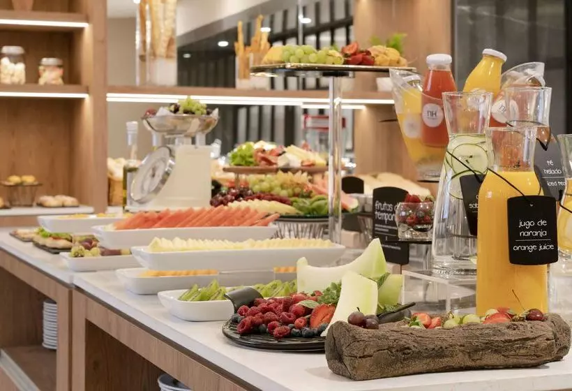 בית מלון כפרי NH Ciudad De Santiago