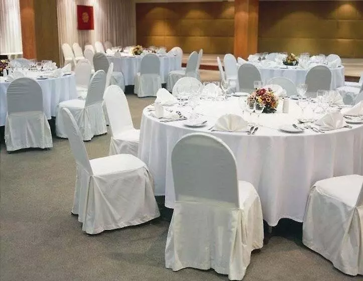 בית מלון כפרי NH Ciudad De Santiago