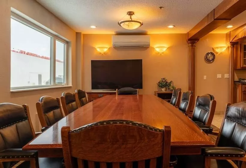 Hotelli Norland Inn & Suites Roseau