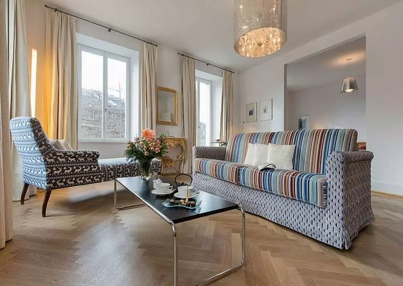 Отель Saratz Pontresina