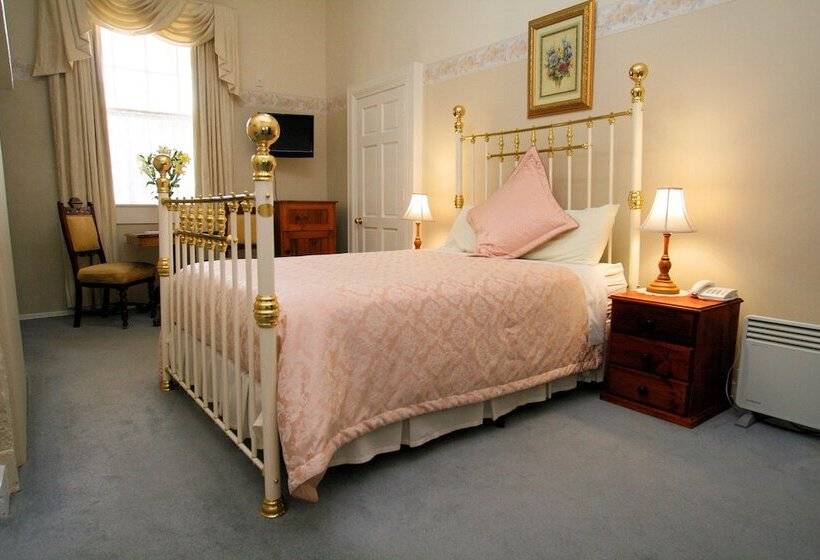 فندق The Lodge On Elizabeth Boutique