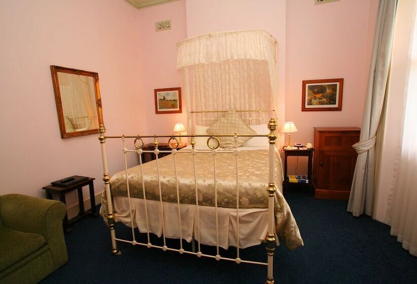 فندق The Lodge On Elizabeth Boutique