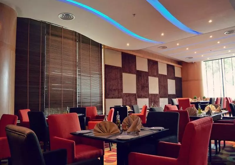 Отель The Puteri Pacific Johor Bahru