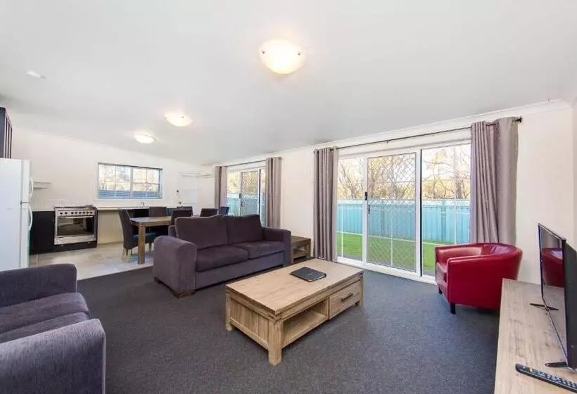 Hotelli Thurgoona Country Club Resort