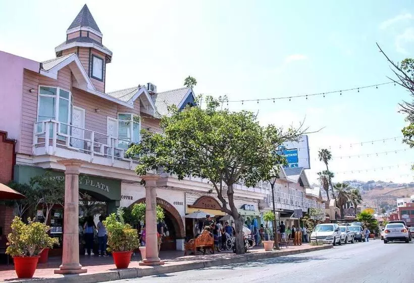 هتل Villa Fontana Inn