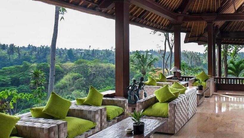 Pita Maha Resort & Spa