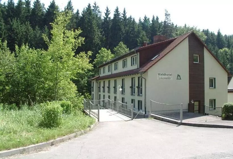 Waldhotel Linzmühle