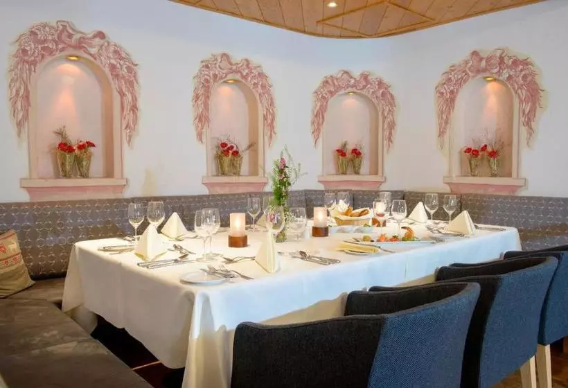 Отель Arabella Brauneck