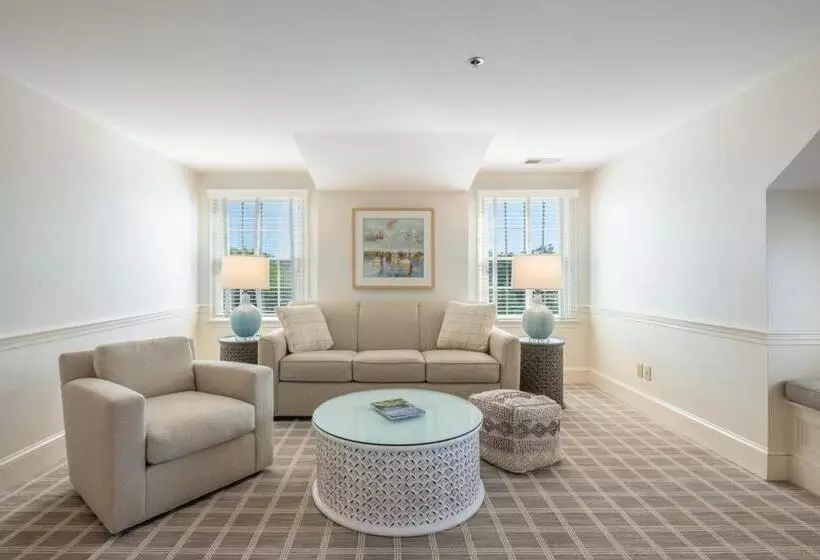 Otel Chatham Wayside Inn