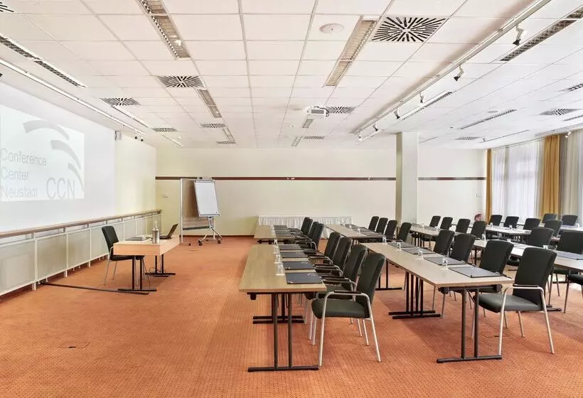 בית מלון כפרי Courtyard By Marriott Dresden