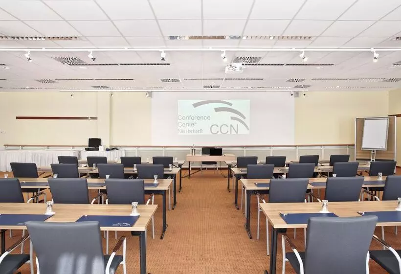 בית מלון כפרי Courtyard By Marriott Dresden